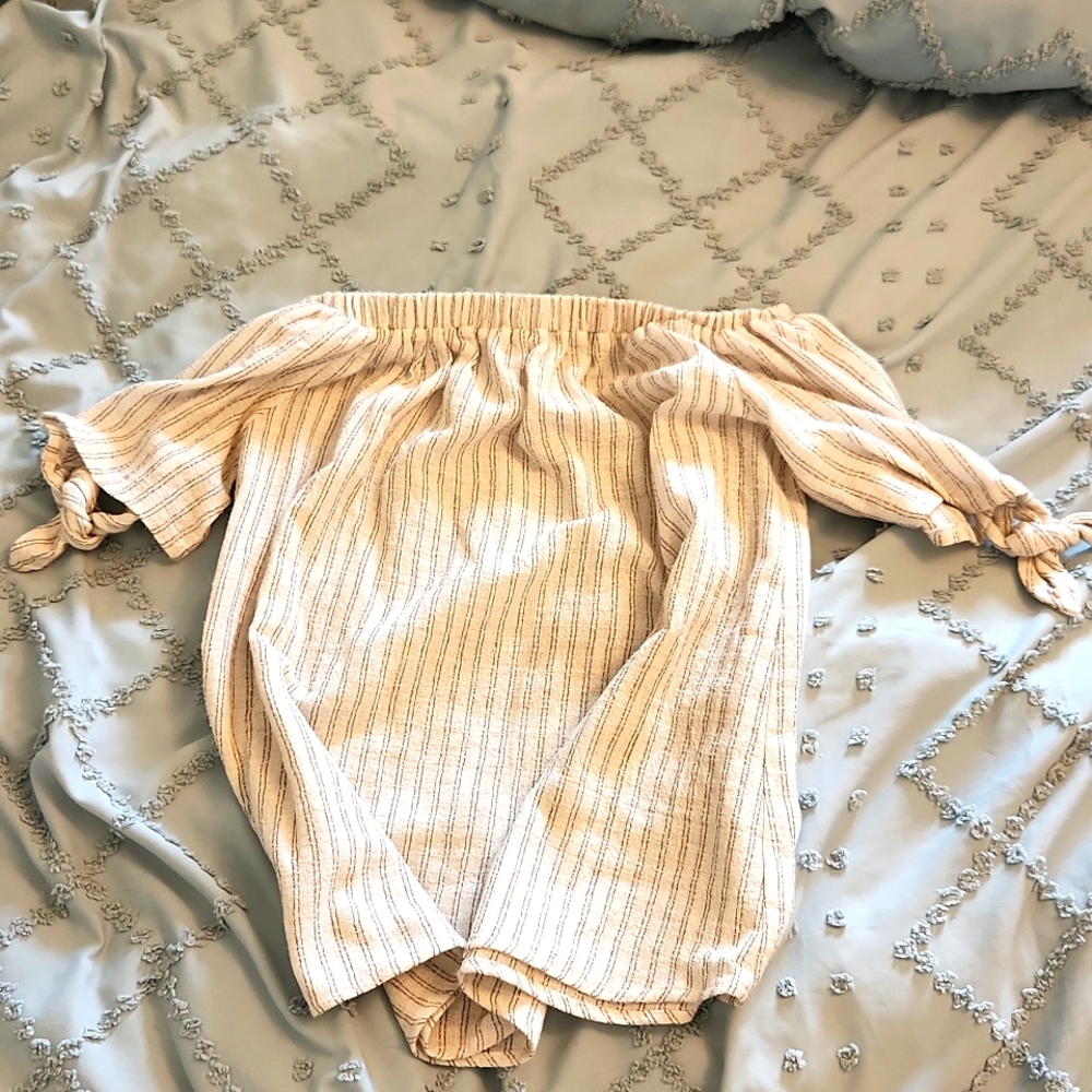 Off-shoulder She + Sky top